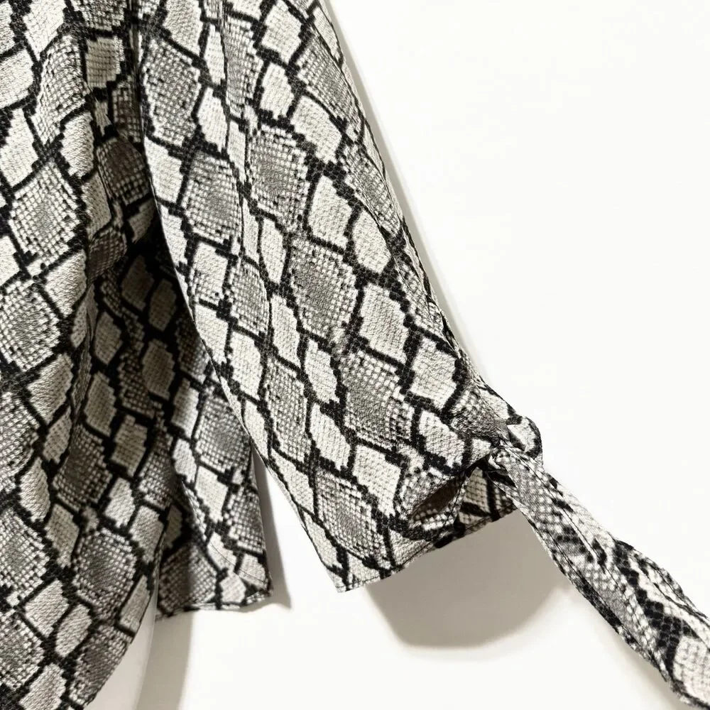 Michael Kors Leopard Print Peasant Blouse Womens Large Tie Sleeve Animal Print